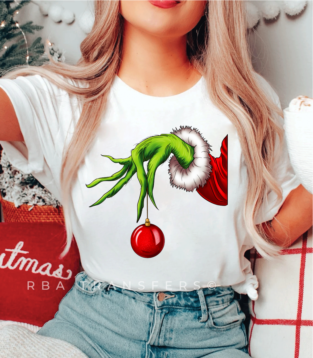 Transfert polychrome de main de Grinch